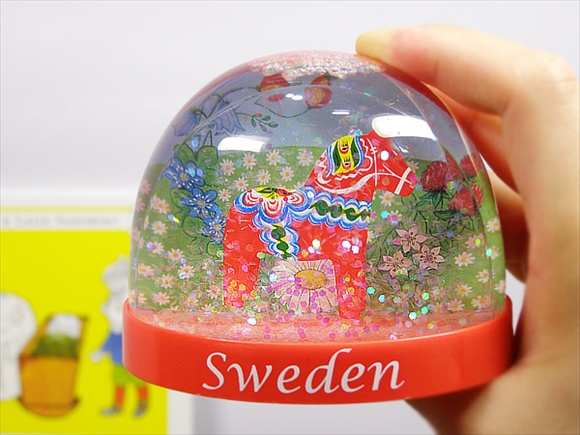 Nordic Souvenir / ノルディックスーベニア 北欧雑貨 ダーラナホースのウォータードーム/スウェーデン スノードーム 写真5
