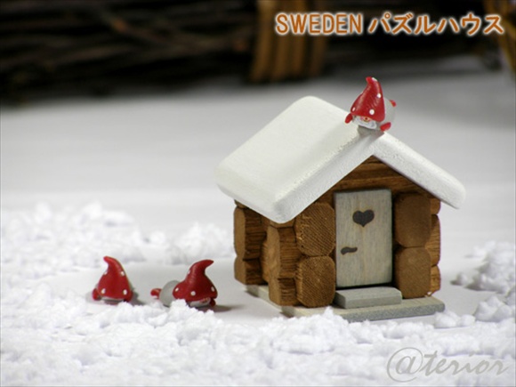 北欧スウェーデンハウス 木製ミニチュア トムテのお家 画像大1